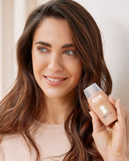 ISDIN FOTOPROTECTOR FUSION WATER MAGIC MEDIUM Crème Solaire Teintée SPF50 - 50ml